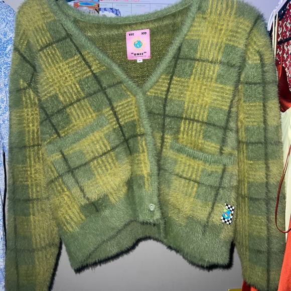 UNIF Sweaters - UNIF “TY” CARDI SIZE M